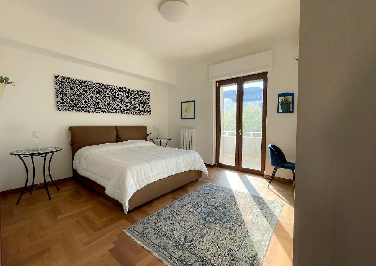 Hotel ARMONIE Salesiani Lecce 0*,  Italia